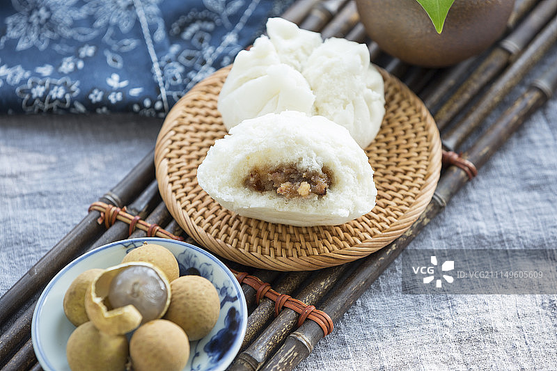 叉烧包与桂圆图片素材