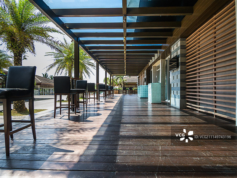 石梅湾艾美酒店户外就餐区图片素材