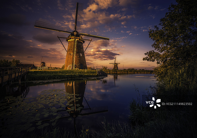 荷兰小孩堤防图片素材