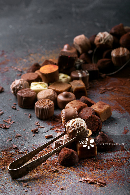 巧克力松露糖图片素材