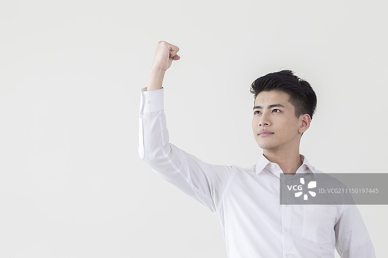 一位办公男性在加油打气图片素材