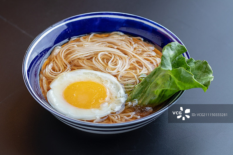 鸡蛋面图片素材