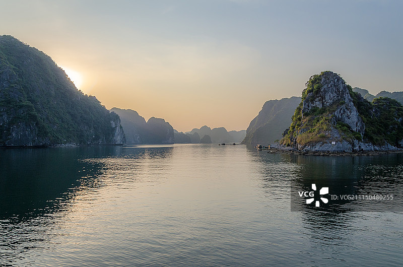 夕阳下的图片素材