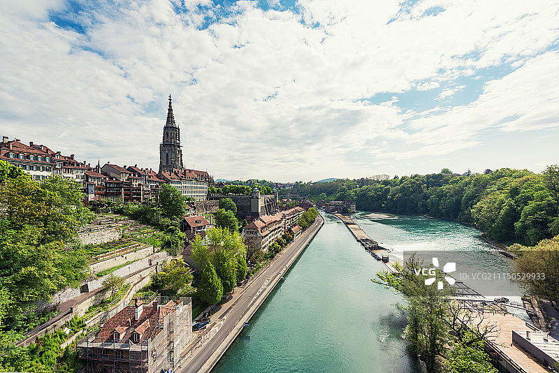 瑞士伯尔尼阿勒河沿岸的伯尔尼市图片素材