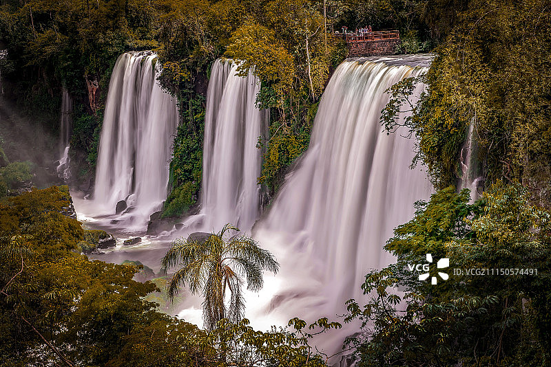 伊瓜苏国家公园瀑布图片素材