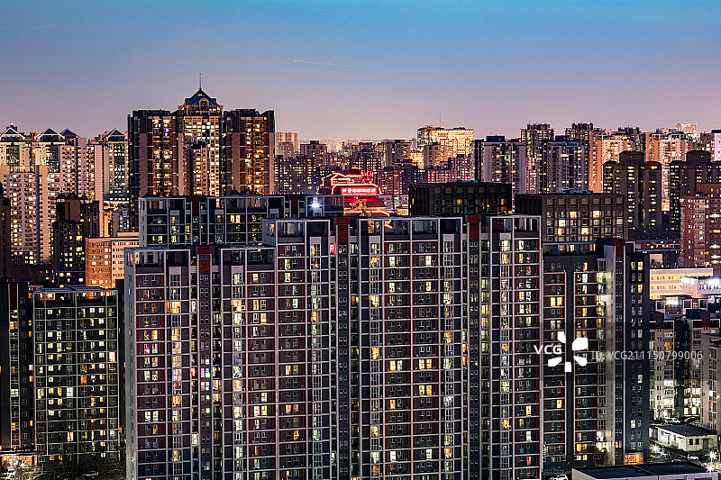 北京住宅楼公寓夜景图片素材