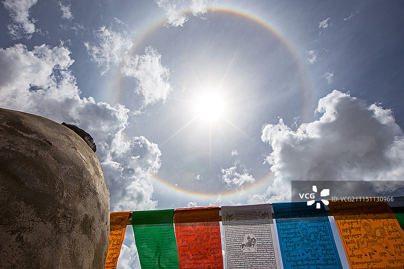 西藏天空图片素材