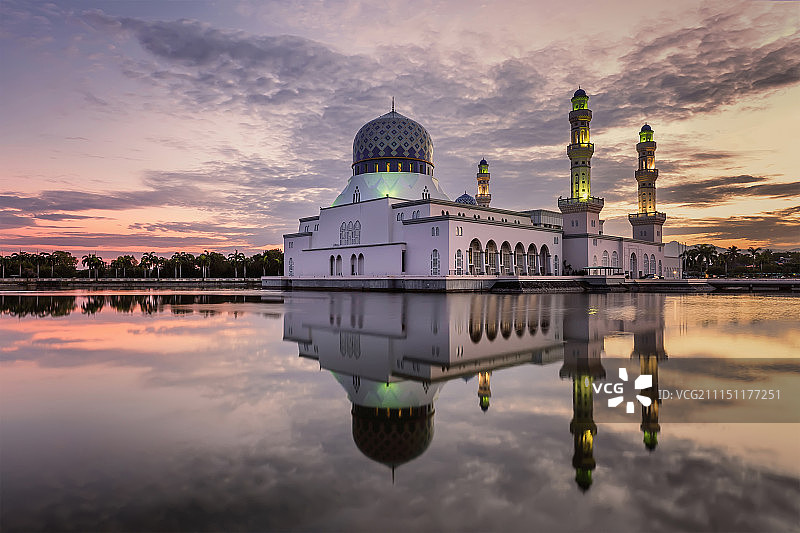 水上清真寺图片素材