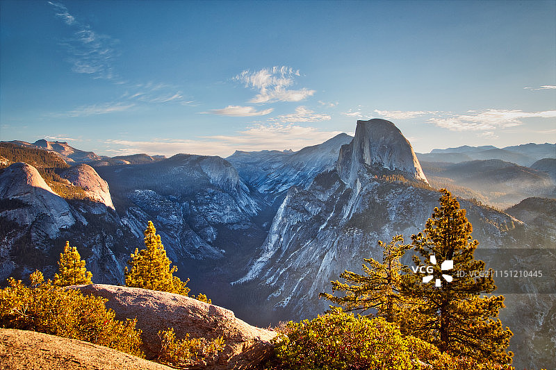 从冰川点看 Half Dome图片素材