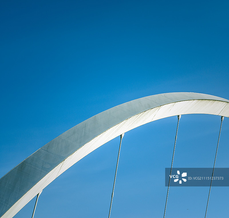 现代桥梁抽象细节图片素材
