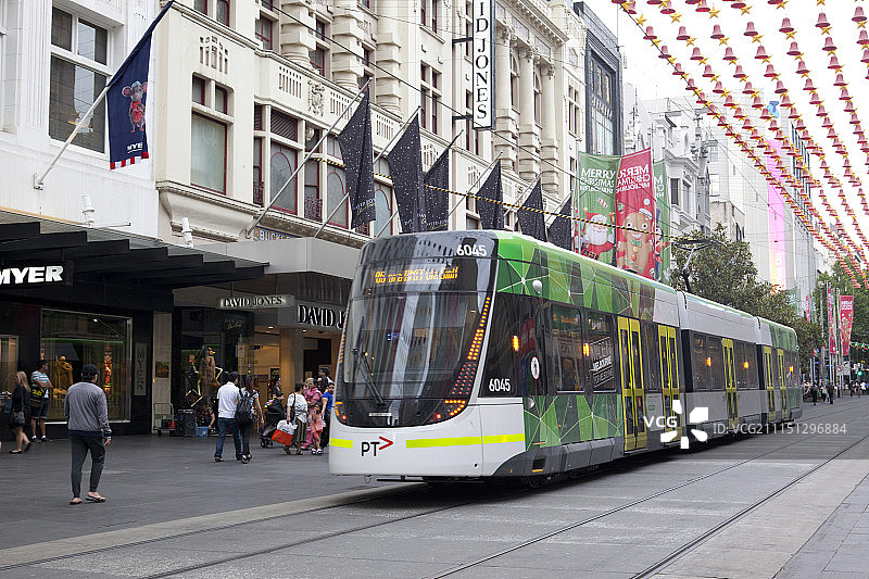 伯克街购物中心，1983年开放，墨尔本市中心维多利亚州一条仅供行人和电车通行的街道图片素材