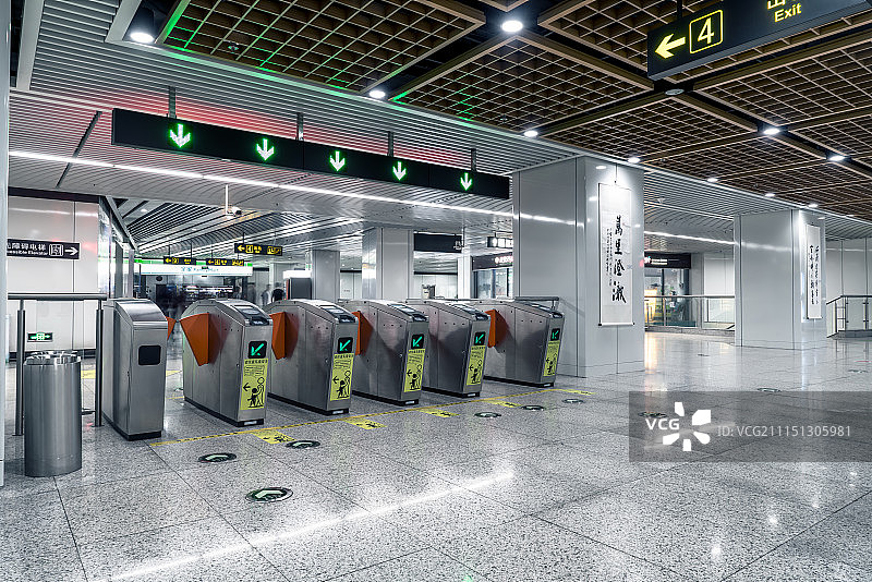 苏州地铁站进站口图片素材