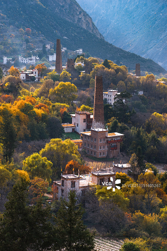 藏寨 民居 少数民族 碉楼图片素材