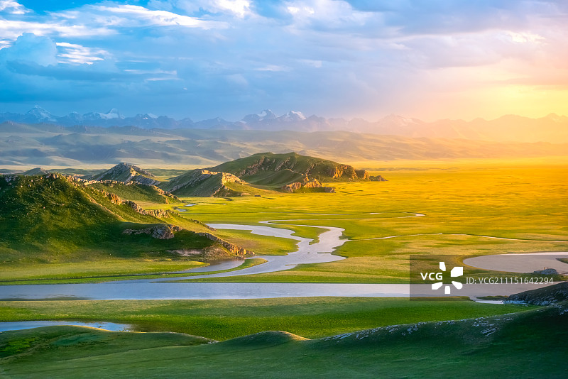 巴音布克草原图片素材