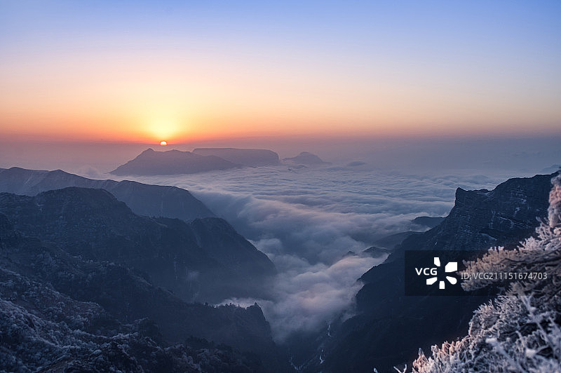 四川省石棉轿顶山风光图片素材