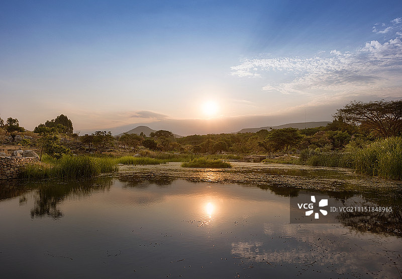 卢班戈湖图片素材