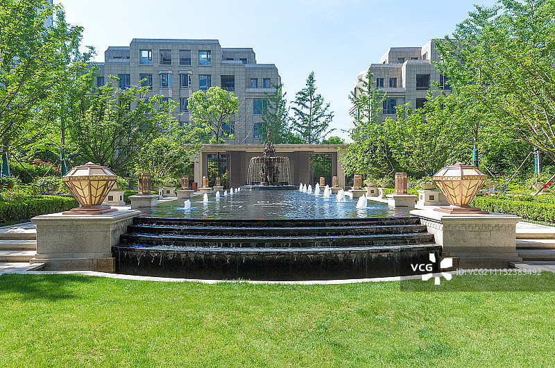 高端住宅小区的水系景观图片素材