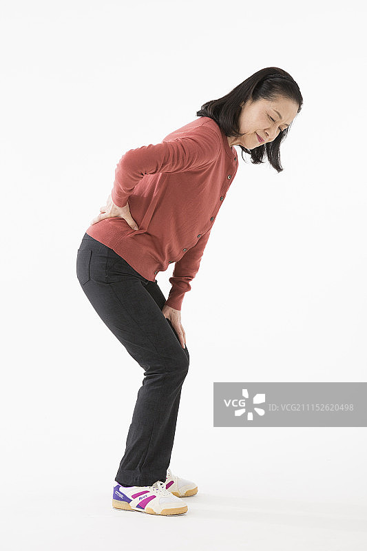 背痛的老年妇女图片素材