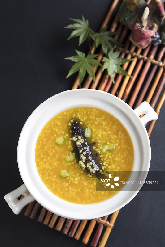 小米炖海参图片素材