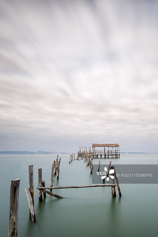 海边的木栈桥图片素材