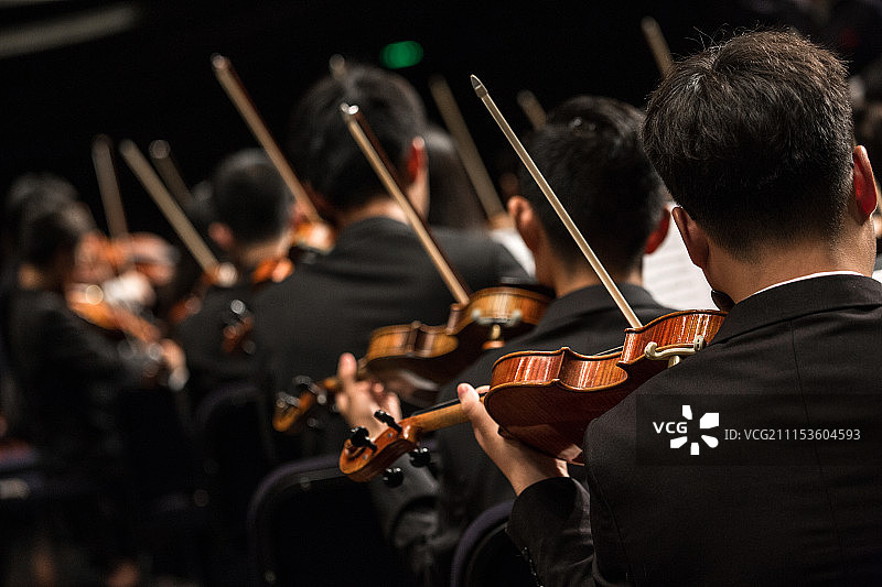 交响乐团演奏音乐图片素材