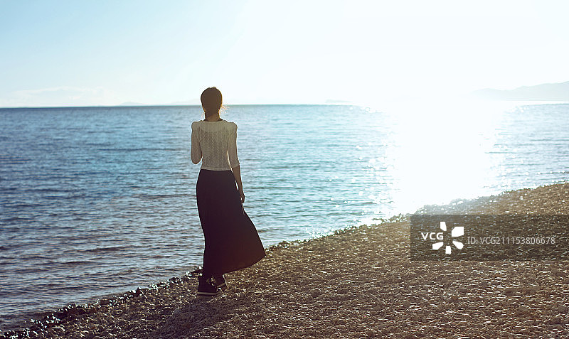 纳木错的女孩图片素材