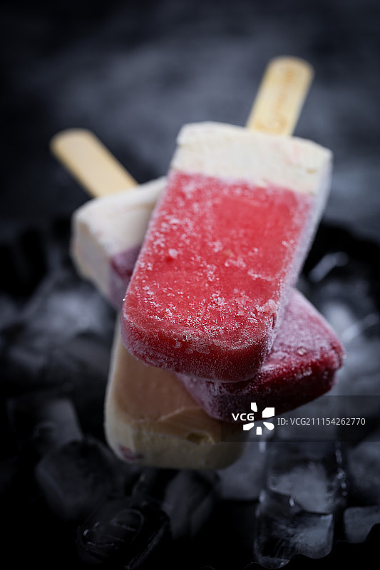 水果牛奶棒冰图片素材