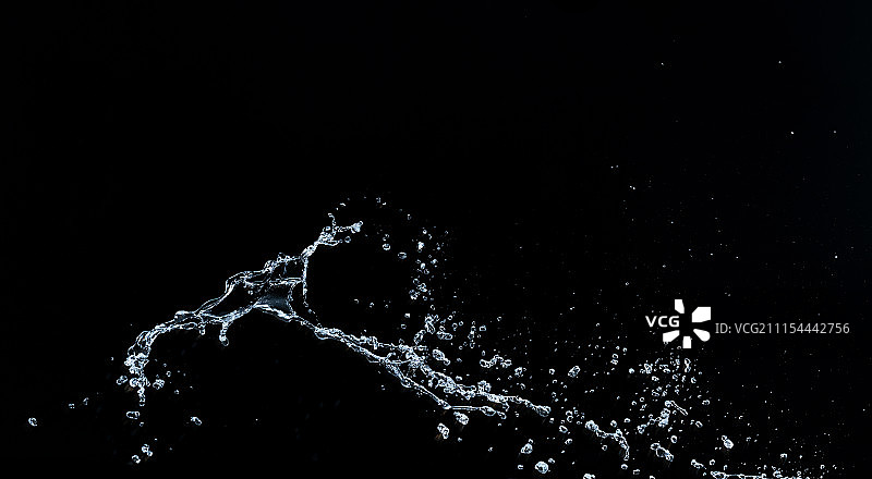 泼洒的水图片素材