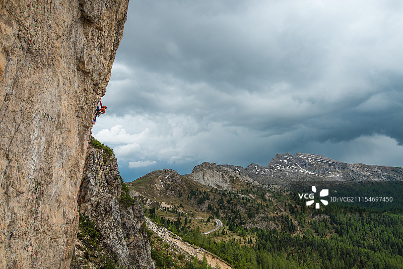 萨拉雷斯攀岩运动图片素材