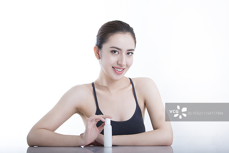 年轻女子美容肖像图片素材