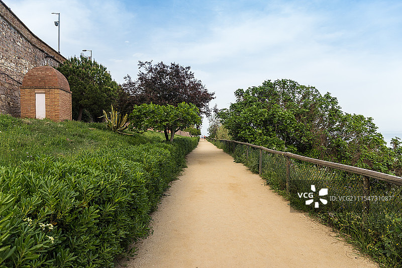 巴塞罗那蒙锥克城堡外围图片素材