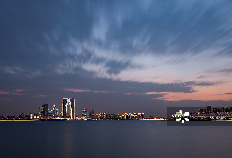 苏州金鸡湖城市CBD夜景风光图片素材