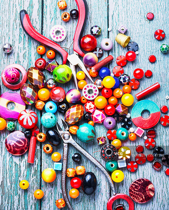 制作珠子饰品图片素材