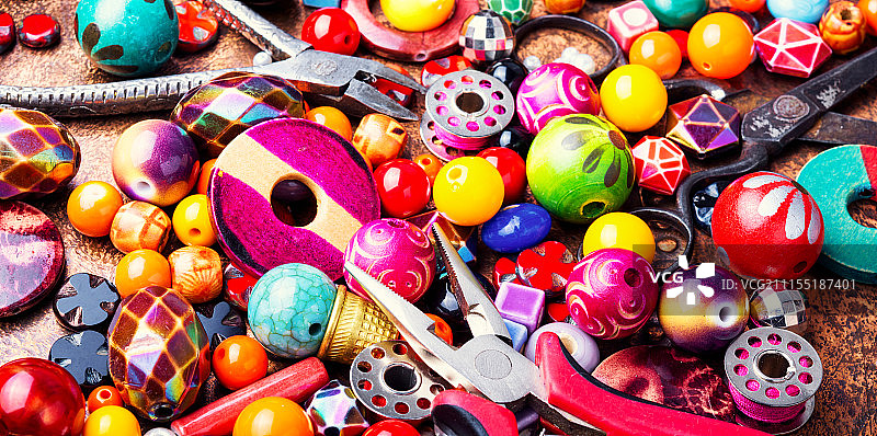 制作珠子饰品图片素材