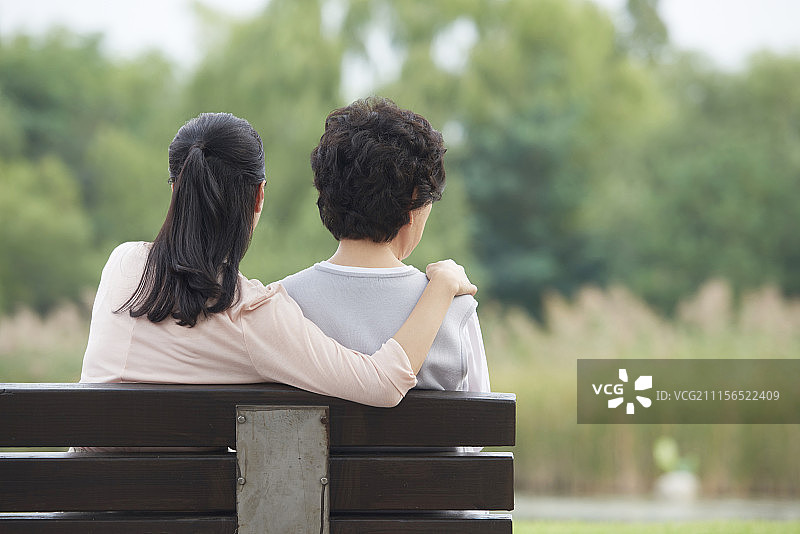 拥抱，幸福，母亲，女儿图片素材