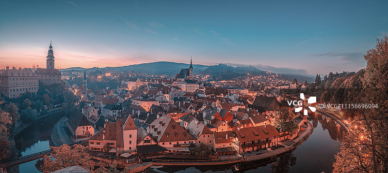 Morning Cesky Krumlov（拂晓的CK小镇）图片素材