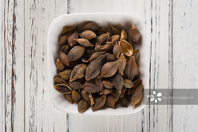 棚拍中药连翘垂直角度特写图片素材