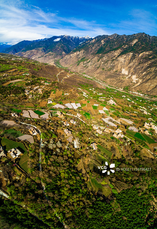 丹巴县甲居藏寨风光图片素材