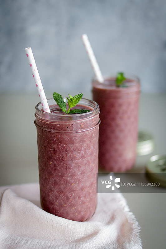 覆盆子椰子小麦草冰沙图片素材