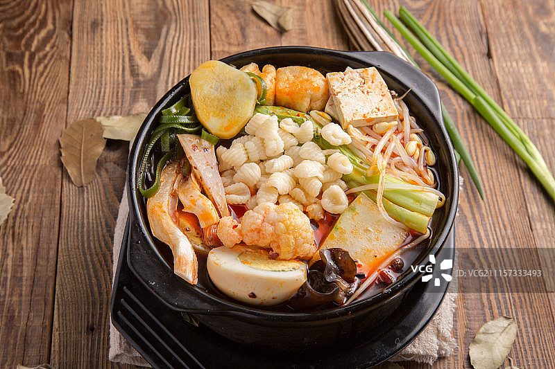 麻食砂锅图片素材