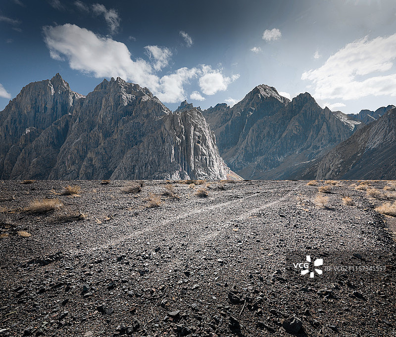 户外山路图片素材