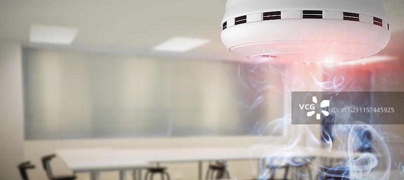 烟雾和火灾探测器的合成图像图片素材