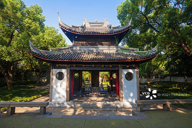 古镇与公园图片素材