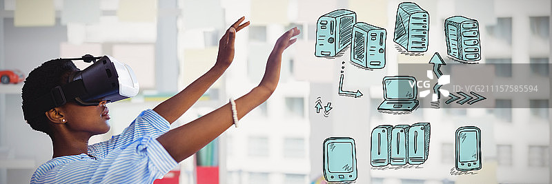 使用VR模拟器做手势的年轻女子合成图像图片素材