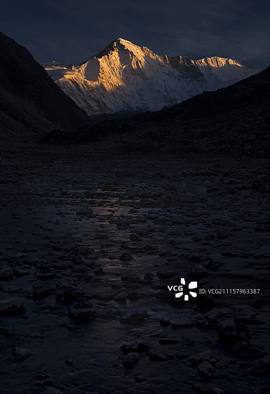 日出卓奥友图片素材