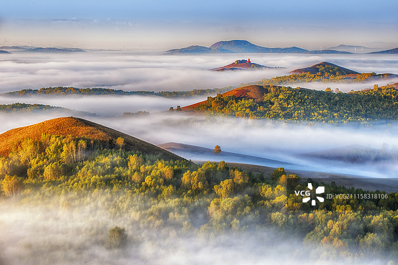 内蒙古赤峰秋天的清晨图片素材