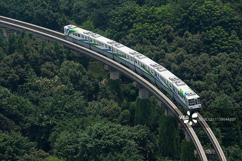 森林轻轨图片素材