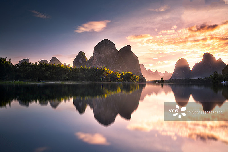 日沉漓江图片素材