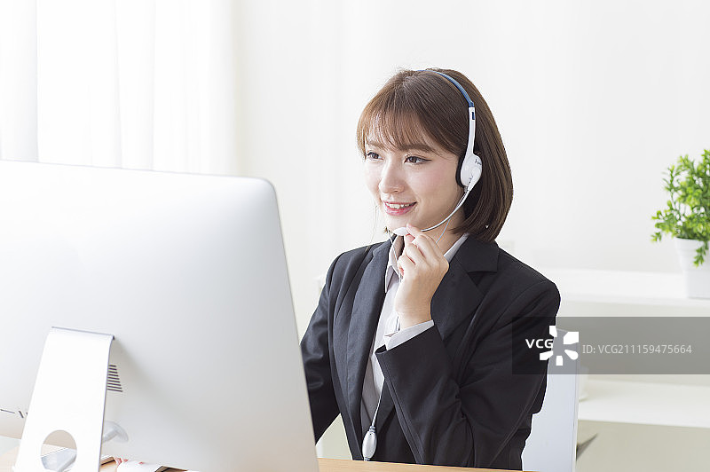 办公女性 客服人员图片素材