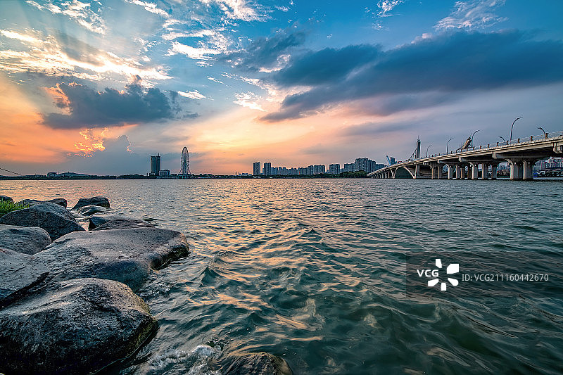太湖的内湖，蠡湖晚霞图片素材